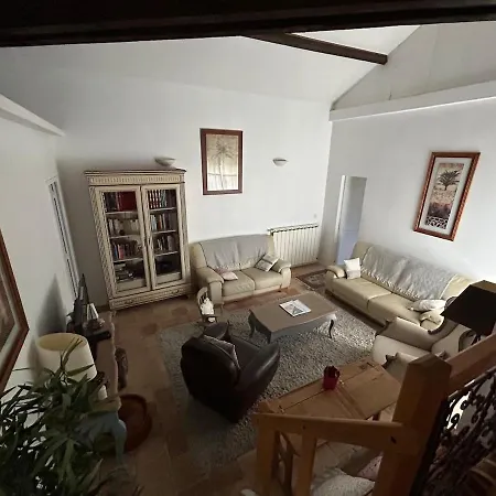 Holiday home L'oustalou